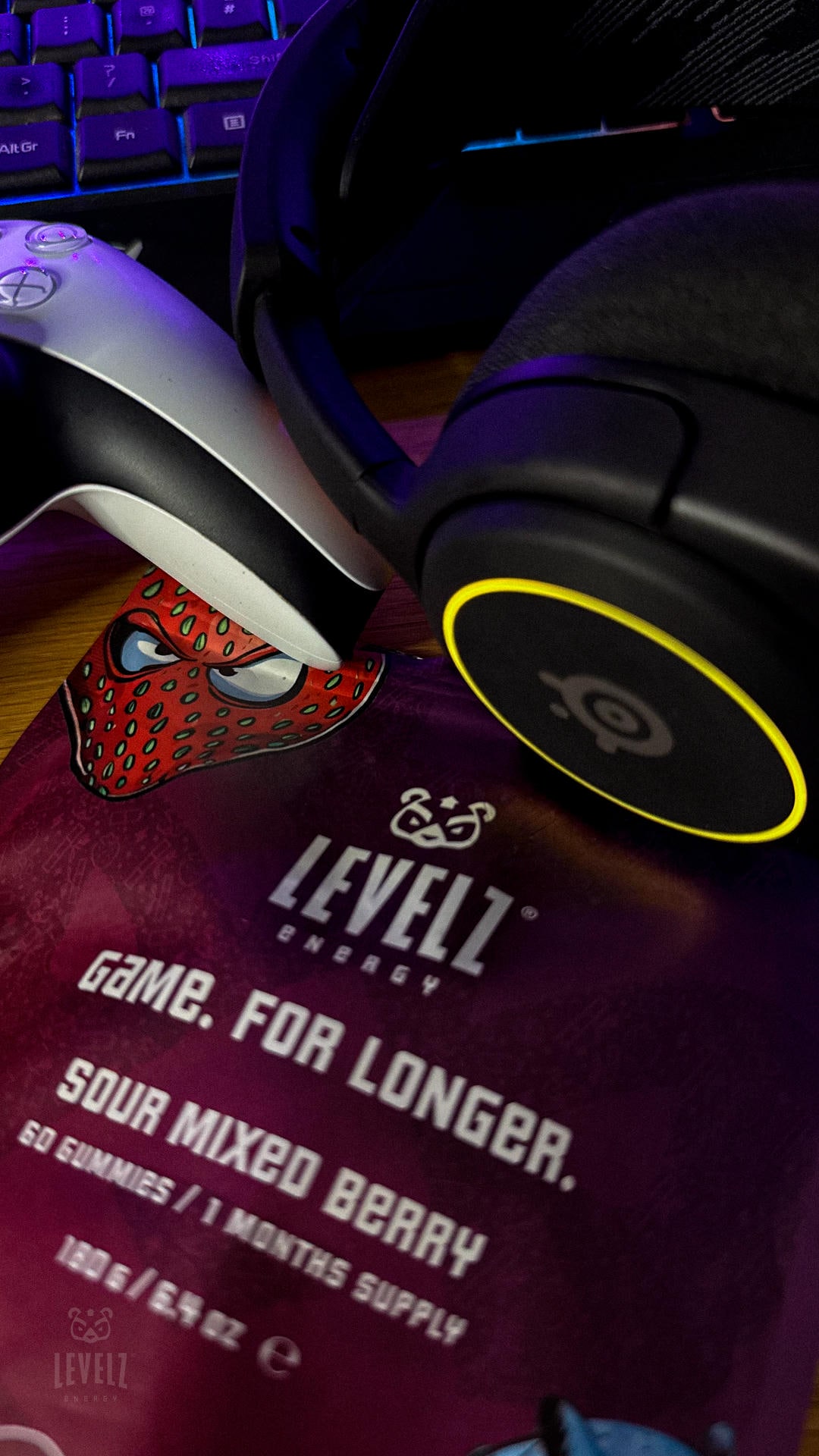 Mixed Berry with Headset and Pad